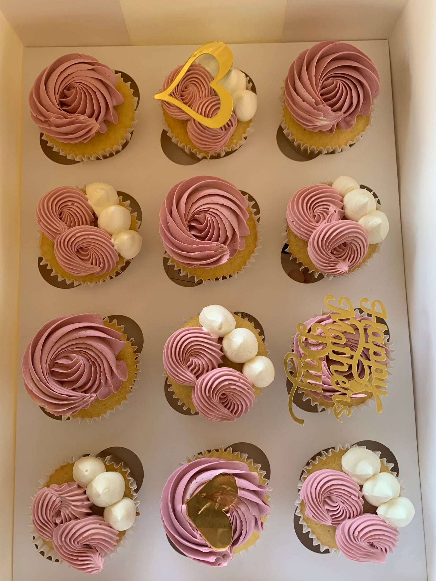 Mother’s Day cupcakes