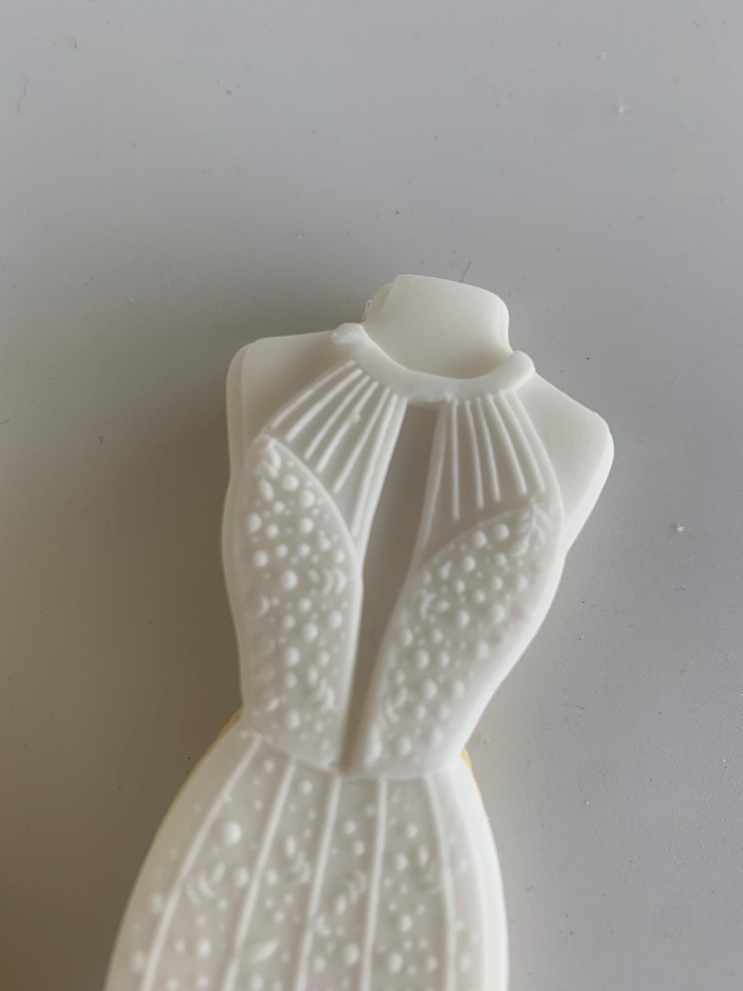 2 piece wedding bride & groom custom cookie set, available in any colour way you choose.