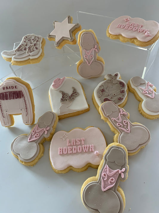 Last hoedown bachelorette 7 piece cookie set