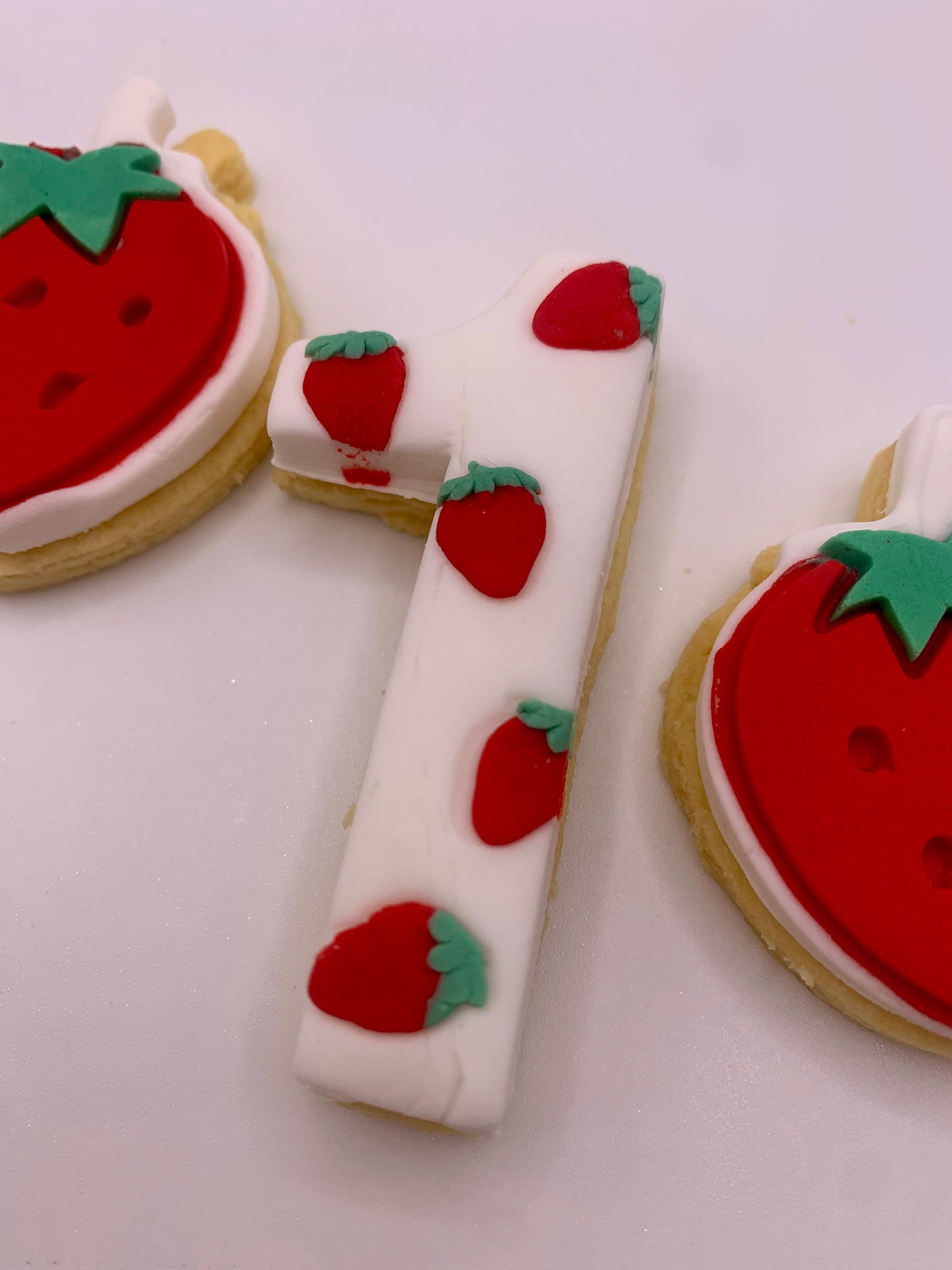 Sweet one birthday cookie set.