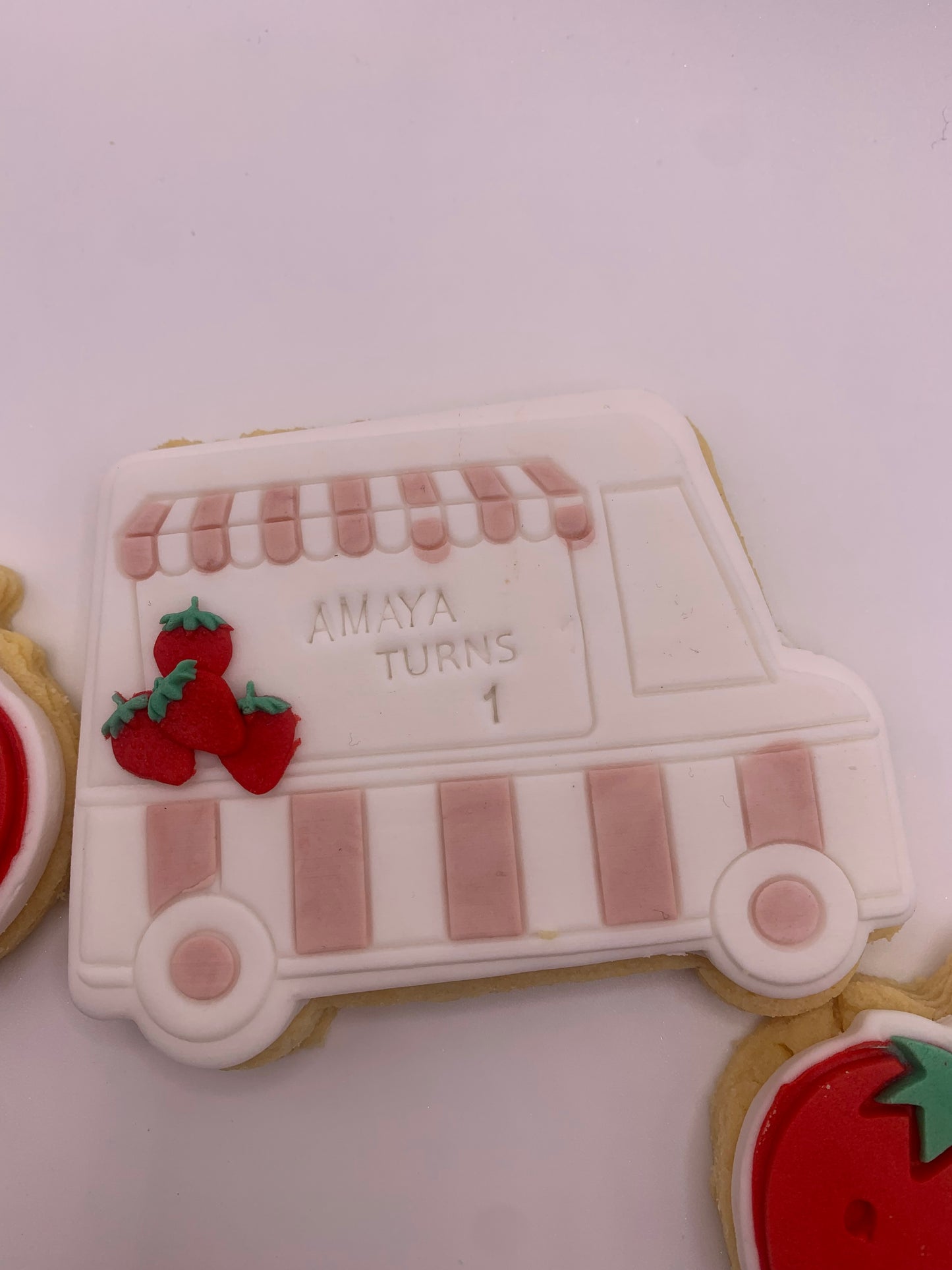 Sweet one birthday cookie set.